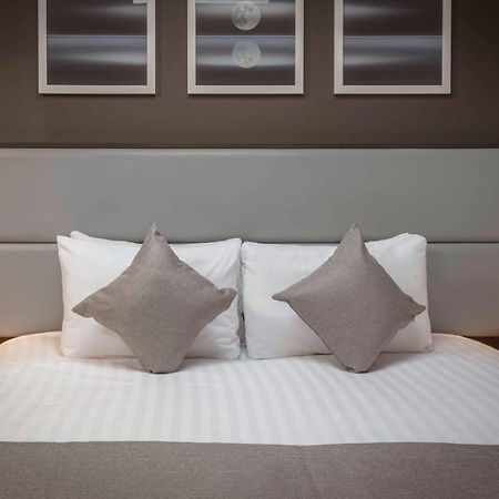 Best Western Plus Vauxhall Hotel Londra Esterno foto