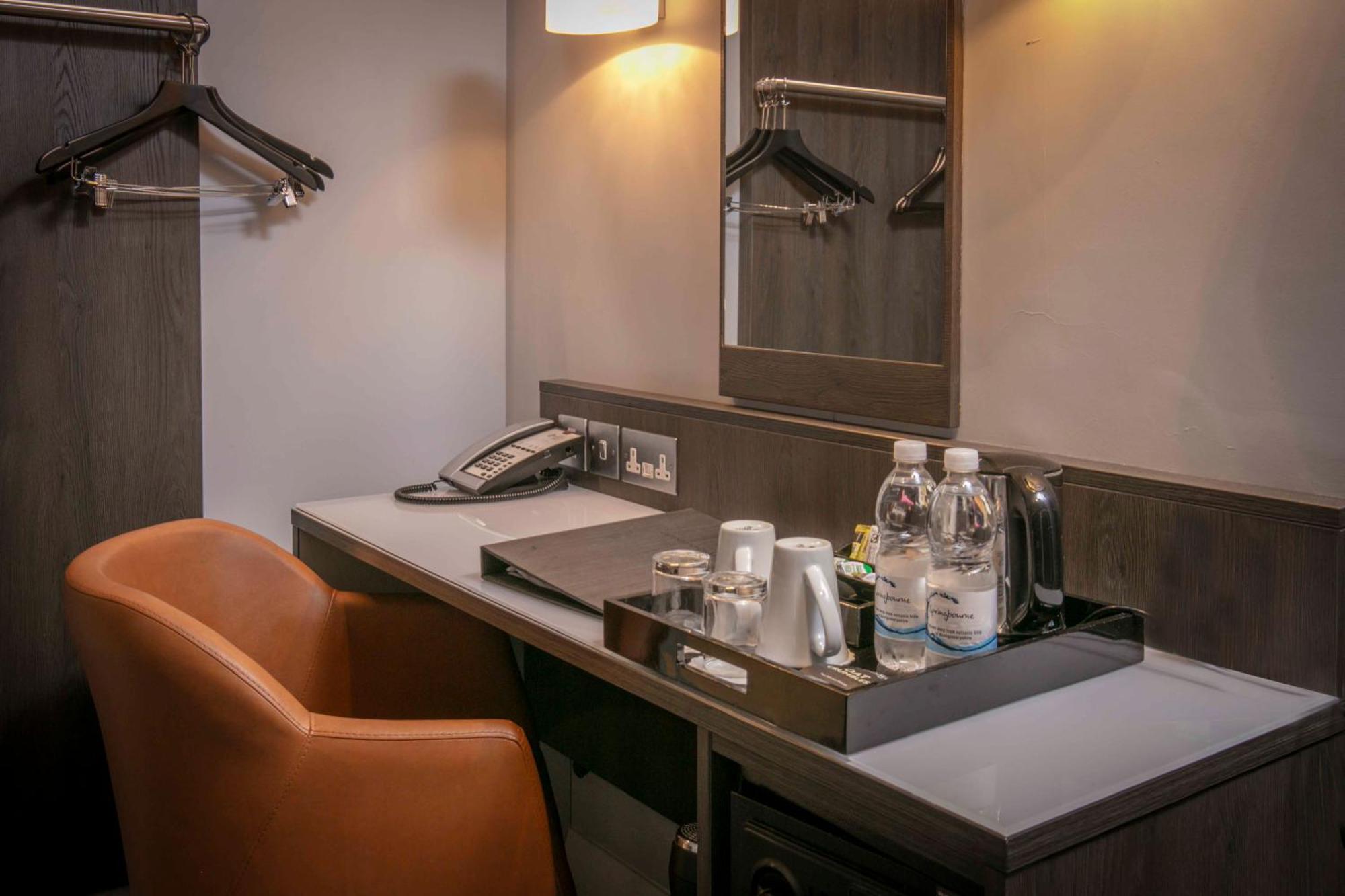 Best Western Plus Vauxhall Hotel Londra Esterno foto
