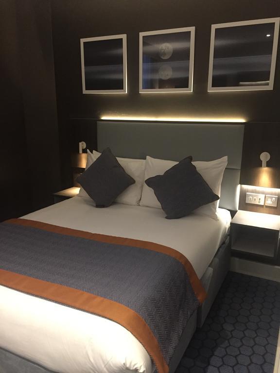 Best Western Plus Vauxhall Hotel Londra Esterno foto